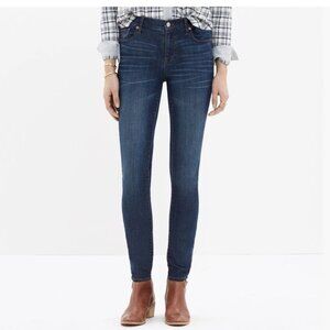 Madewell Women's Skinny Jeans - Dark Blue